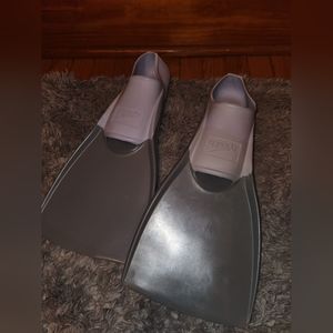 Speedo trialon rubber swim fins